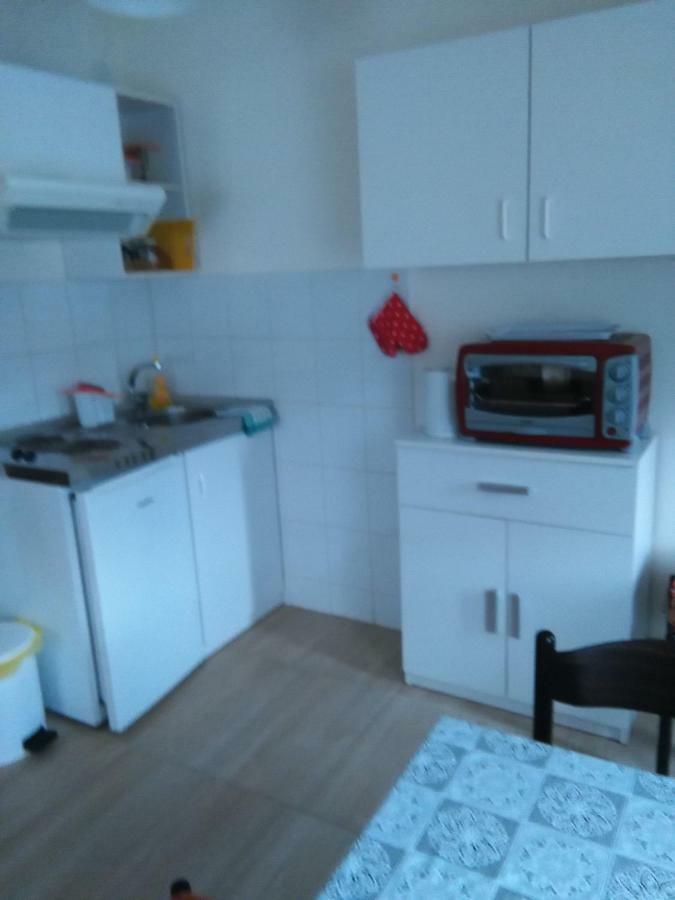 Apartmani Husko 图赫尔斯克利普利采 外观 照片